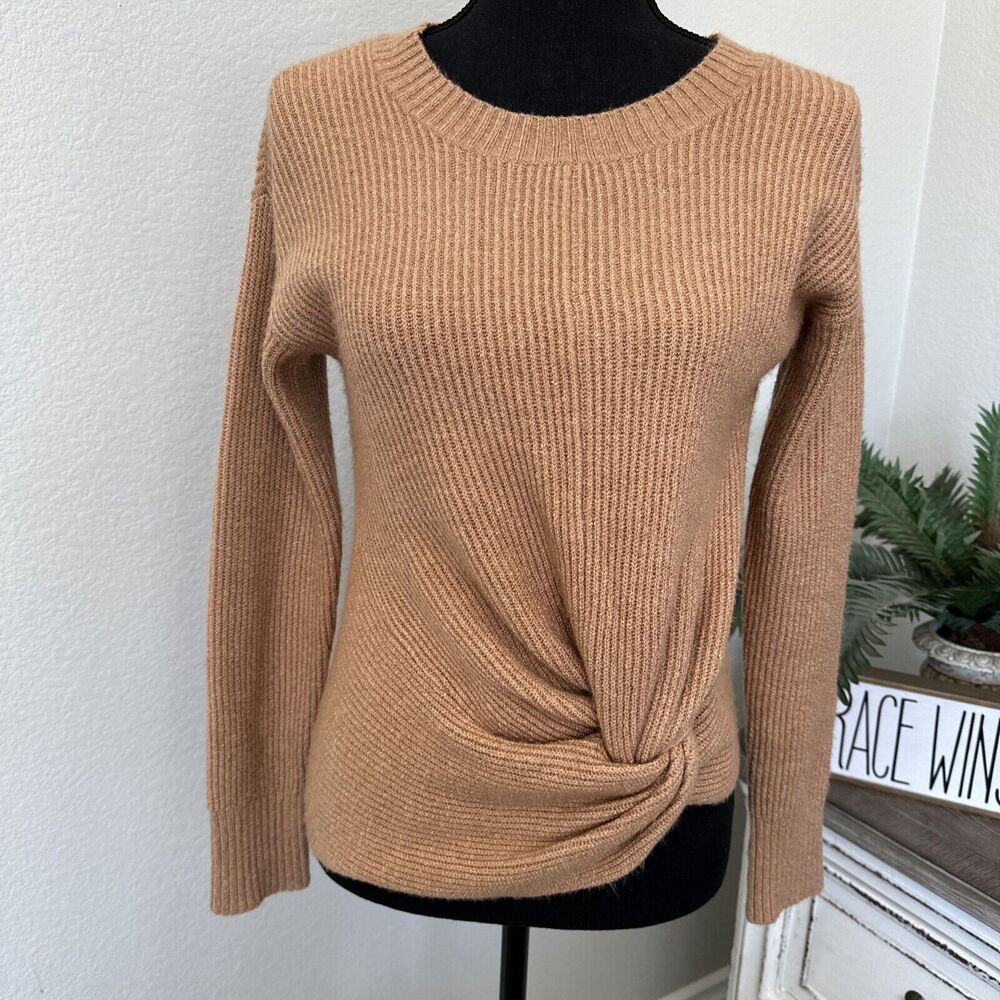 Offline By Aerie Women's Tan Pullover Sweater Twist Front VERY SOFT‎ Size Small